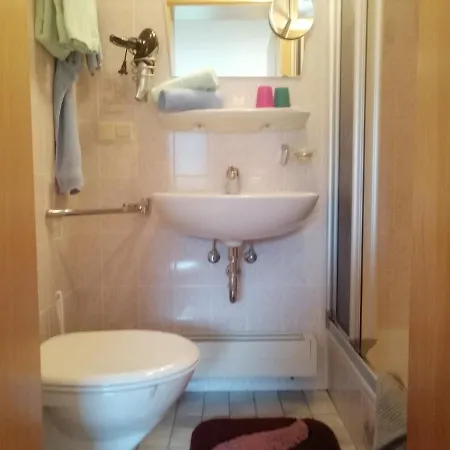 Gaestehaus Marianndl 4*