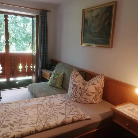 Gaestehaus Marianndl *
