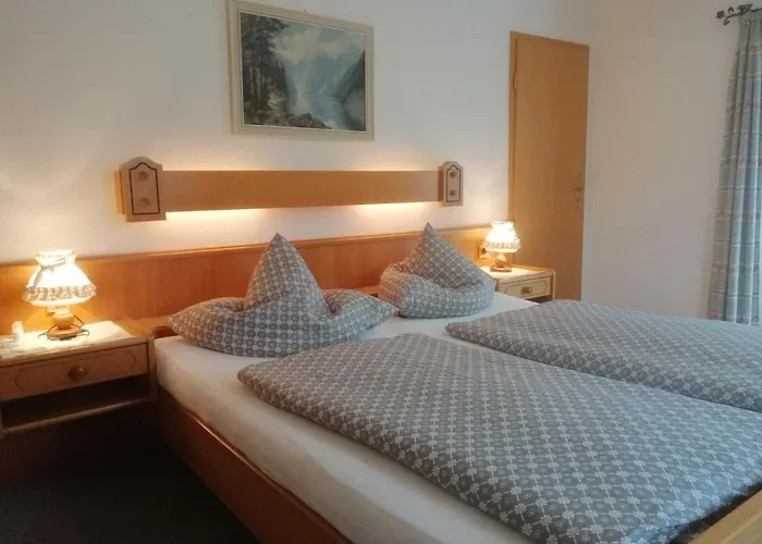 Gaestehaus Marianndl 4*